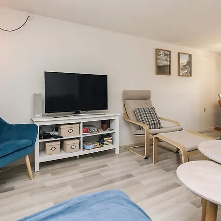 Idyllic Thatched Retreat-by Traum *