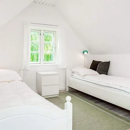 4 Star Holiday Home In Gedser בית נופש גסה
