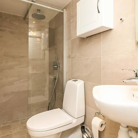 Vakantiehuis Idyllic Thatched Retreat-by Traum Gedser